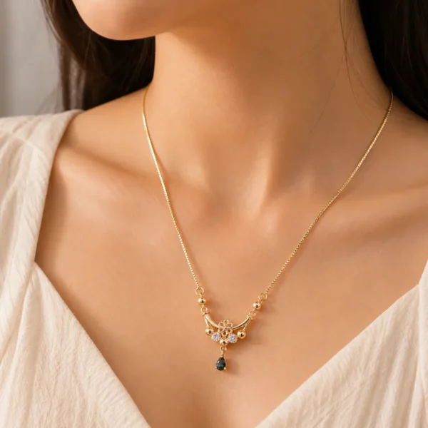 gold pendant necklace Pakistan Lumira PK Jewelry elegant design