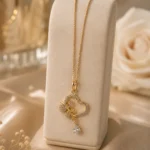 heart clover necklace Pakistan gold pendant for women