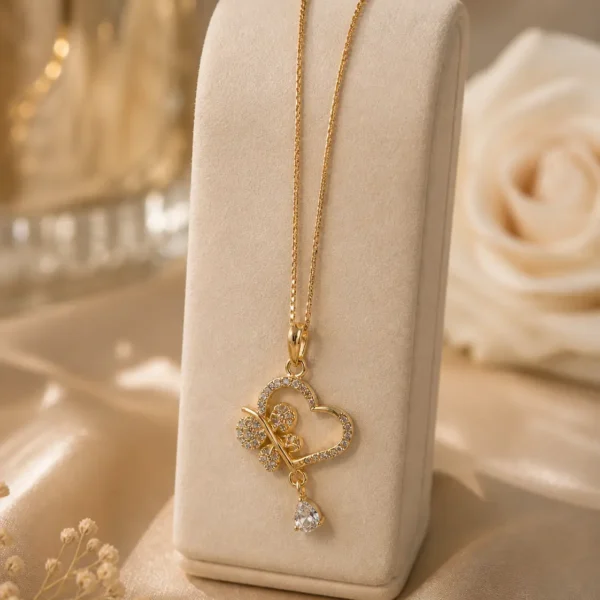 heart clover necklace Pakistan gold pendant for women