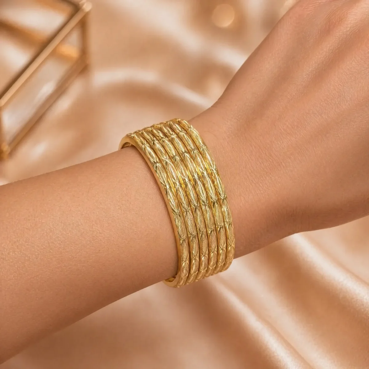 Gleaming 6-Piece Gold-Plated Flawless Bangle Set for Women - Image 2